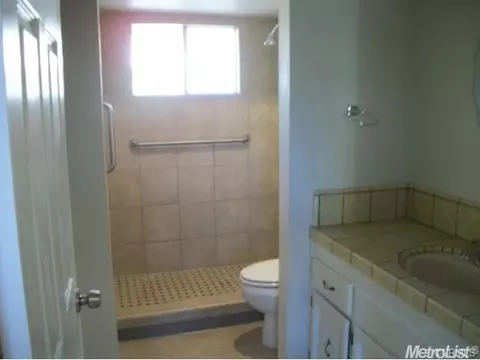 2961 R St, Merced, CA 95348 photo 2