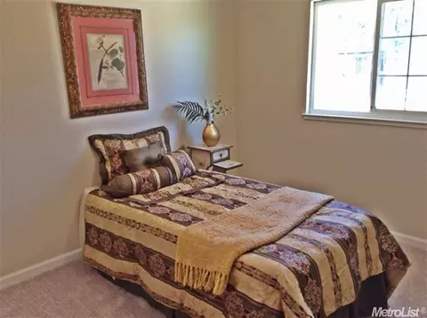 8317 Southfields, Sacramento, CA 95828 photo 14