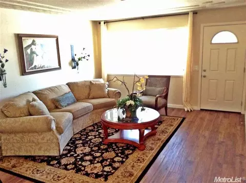 8317 Southfields, Sacramento, CA 95828 photo 3