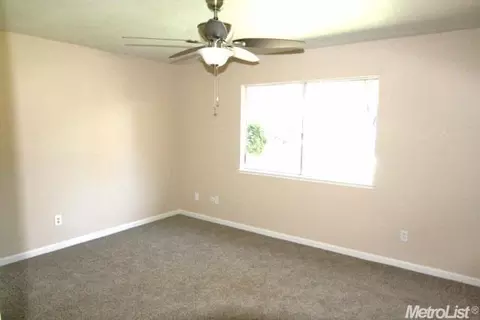 1008 Ferrari Dr, Modesto, CA 95355 photo 11