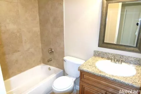 1008 Ferrari Dr, Modesto, CA 95355 photo 8
