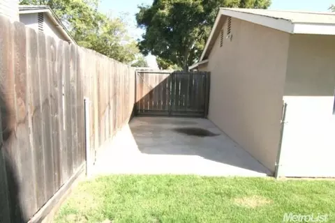 1008 Ferrari Dr, Modesto, CA 95355 photo 16