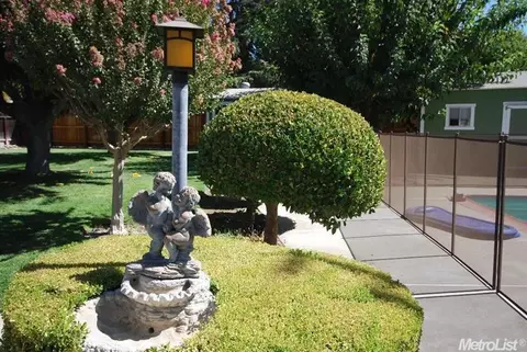 3204 Locksley Ct, Modesto, CA 95350 photo 16
