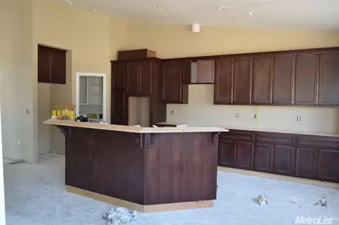 3199 N Rob Ct, Merced, CA 95348 photo 7