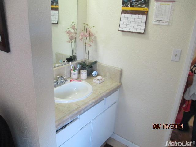 250 S Central Ave, Tracy, CA 95376 photo 9