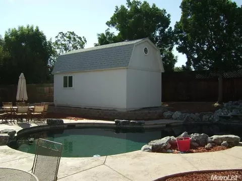 348 Jason Ct, Tracy, CA 95377 photo 9