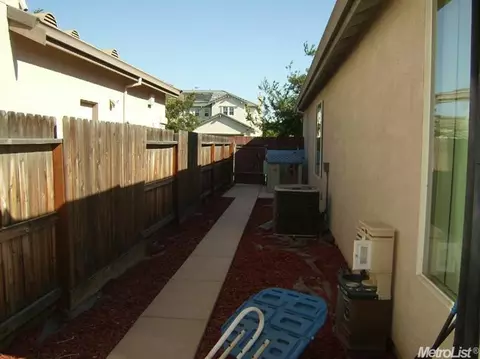 348 Jason Ct, Tracy, CA 95377 photo 11