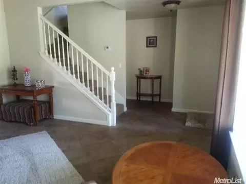 1909 Dampy Ct, Modesto, CA 95355 photo 9