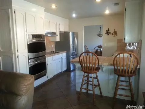 1909 Dampy Ct, Modesto, CA 95355 photo 5