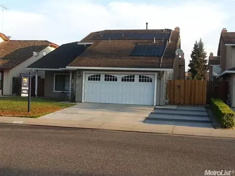 1909 Dampy Ct, Modesto, CA 95355 photo 1