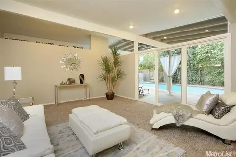 618 Villanova Dr, Davis, CA 95616 photo 4