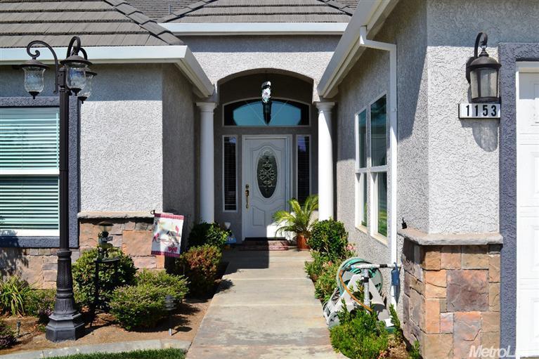 1153 Doak Blvd, Ripon, CA 95366 photo 3