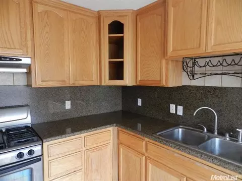 5654 9th St, Keyes, CA 95328 photo 4