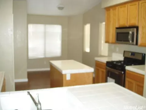 1290 Canvasback Ct, Newman, CA 95360 photo 4