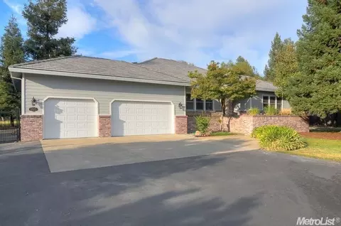 6609 Lincoln Ave, Carmichael, CA 95608 photo 4