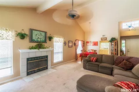 1997 Shadow Park Dr, Turlock, CA 95380 photo 4