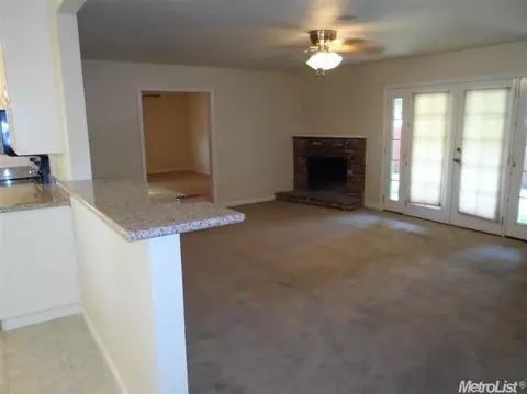 1540 Pimlico Dr, Modesto, CA 95350 photo 5