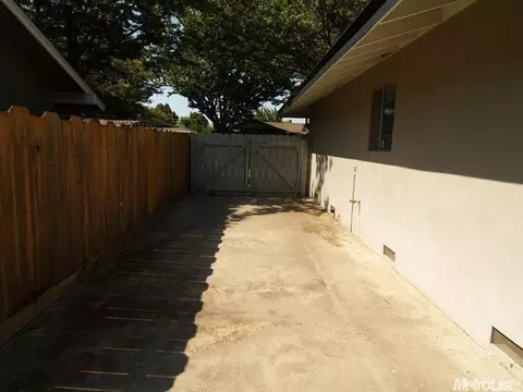 3008 Highgate Rd, Modesto, CA 95350 photo 22