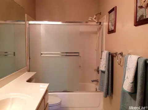 1716 Winchester Dr, Manteca, CA 95336 photo 11