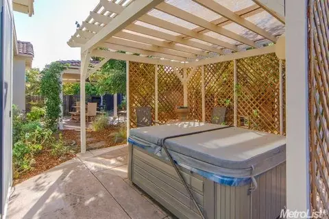 1606 Navajo St, Davis, CA 95616 photo 4