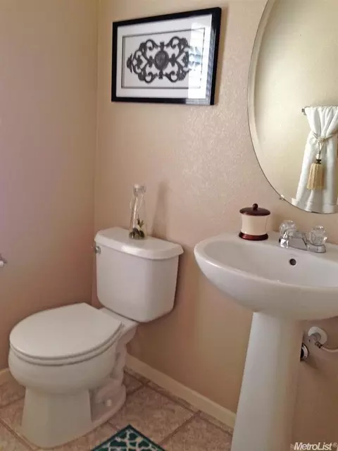 801 Courtyards Loop, Lincoln, CA 95648 photo 13