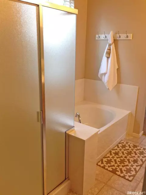 801 Courtyards Loop, Lincoln, CA 95648 photo 11