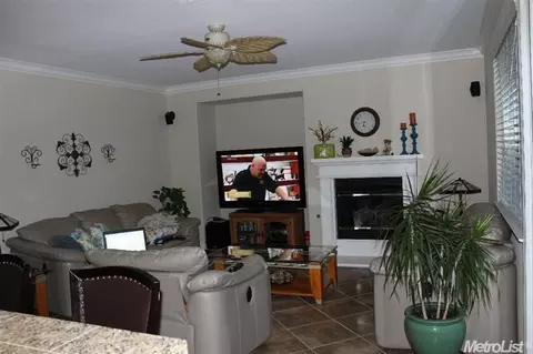 4034 Reids Way, Tracy, CA 95377 photo 9