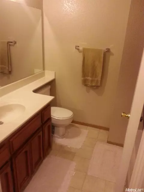 908 Norwegian Ave, Modesto, CA 95350 photo 6