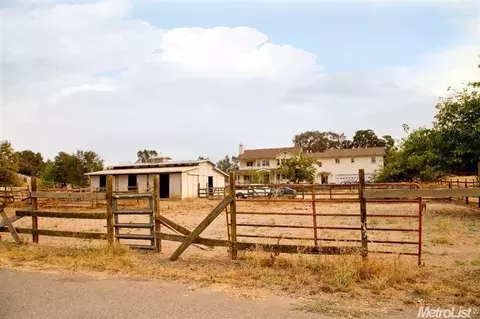7909 Peerless Ave, Orangevale, CA 95662 photo 3