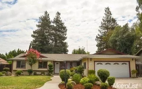 1340 Hidden Glen Dr, Modesto, CA 95355 photo 1