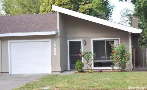 2209 E 8th St, Davis, CA 95618 photo 1