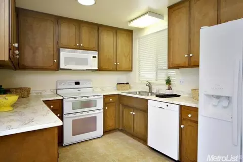 4730 Pedersen Way, Carmichael, CA 95608 photo 8