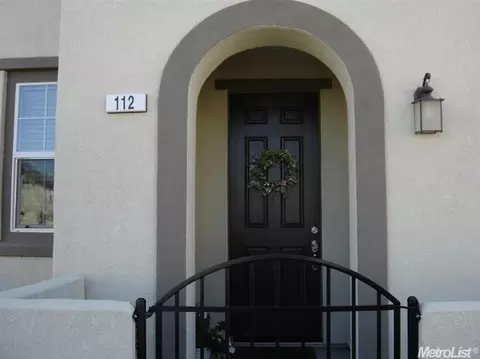 112 Barnhill Dr, Folsom, CA 95630 photo 1