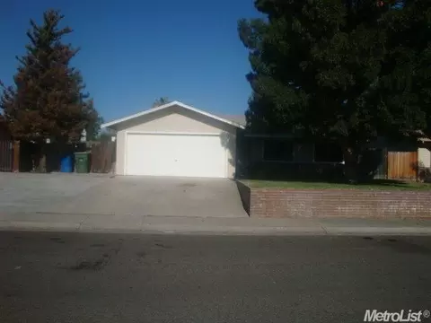 924 Valley Wind Way, Modesto, CA 95351 photo 2