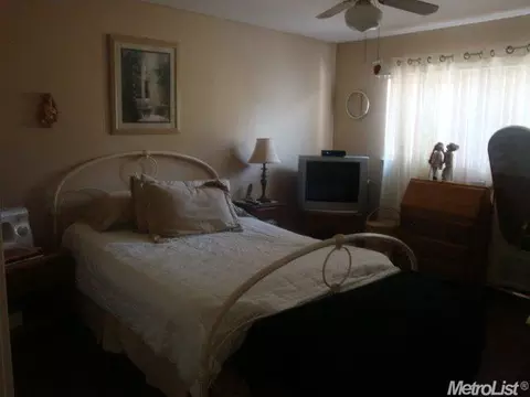 924 Valley Wind Way, Modesto, CA 95351 photo 5