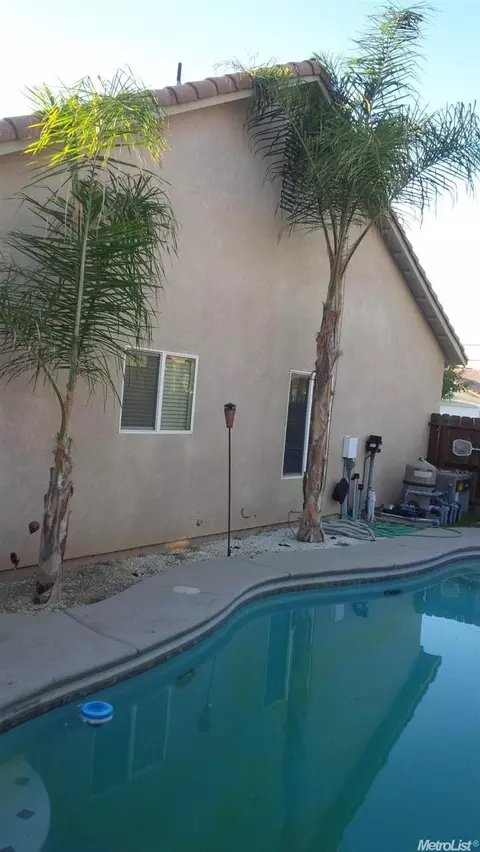 992 Hackett Rd, Ceres, CA 95307 photo 3