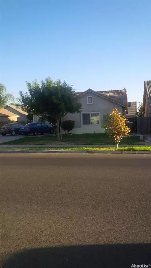 992 Hackett Rd, Ceres, CA 95307 photo 2