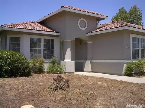 985 Manton Ct, Galt, CA 95632 photo 1
