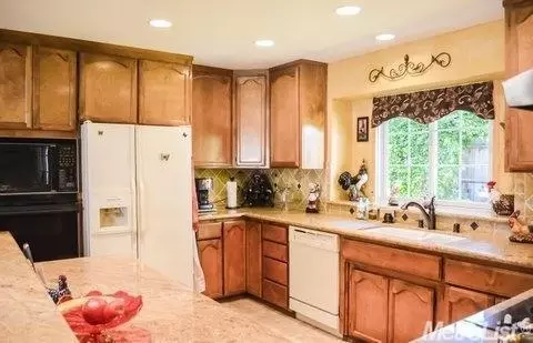555 La Contenta Ln, Manteca, CA 95337 photo 13