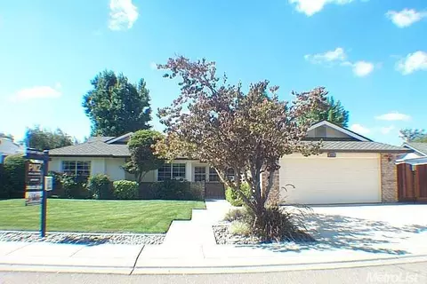 555 La Contenta Ln, Manteca, CA 95337 photo 1
