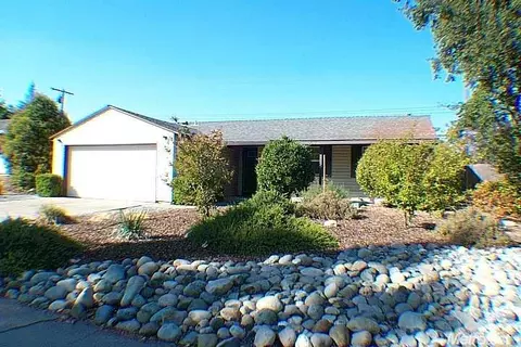 6357 Templeton Dr, Carmichael, CA 95608 photo 1