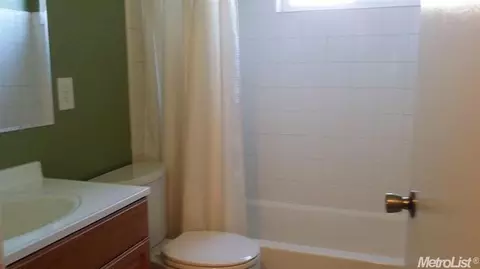 6357 Templeton Dr, Carmichael, CA 95608 photo 9