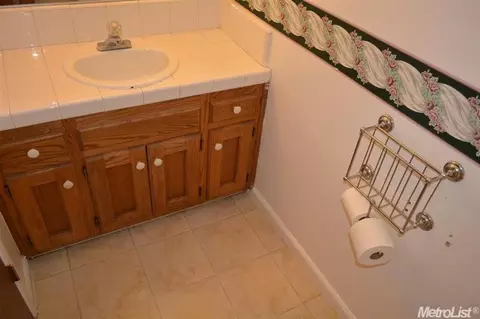 1932 Shadowbrook Dr #1, Merced, CA 95348 photo 7