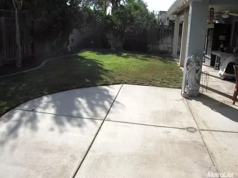 916 Sandy Way, Turlock, CA 95382 photo 11
