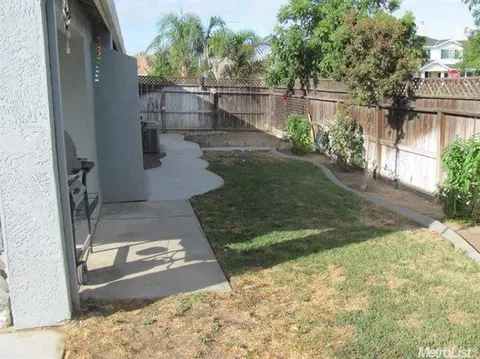 916 Sandy Way, Turlock, CA 95382 photo 13