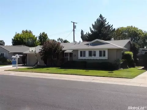 830 Ehrhardt Dr, Lodi, CA 95240 photo 1