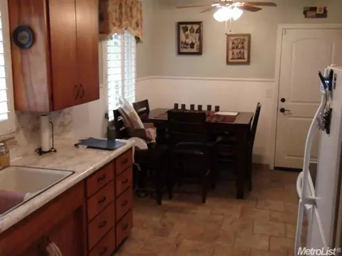 830 Ehrhardt Dr, Lodi, CA 95240 photo 7