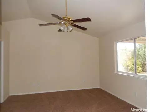 237 Sentinel Dr, Modesto, CA 95357 photo 5