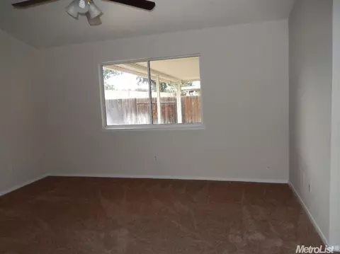 237 Sentinel Dr, Modesto, CA 95357 photo 7