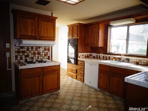 5344 E Hogan Ln, Lodi, CA 95240 photo 6